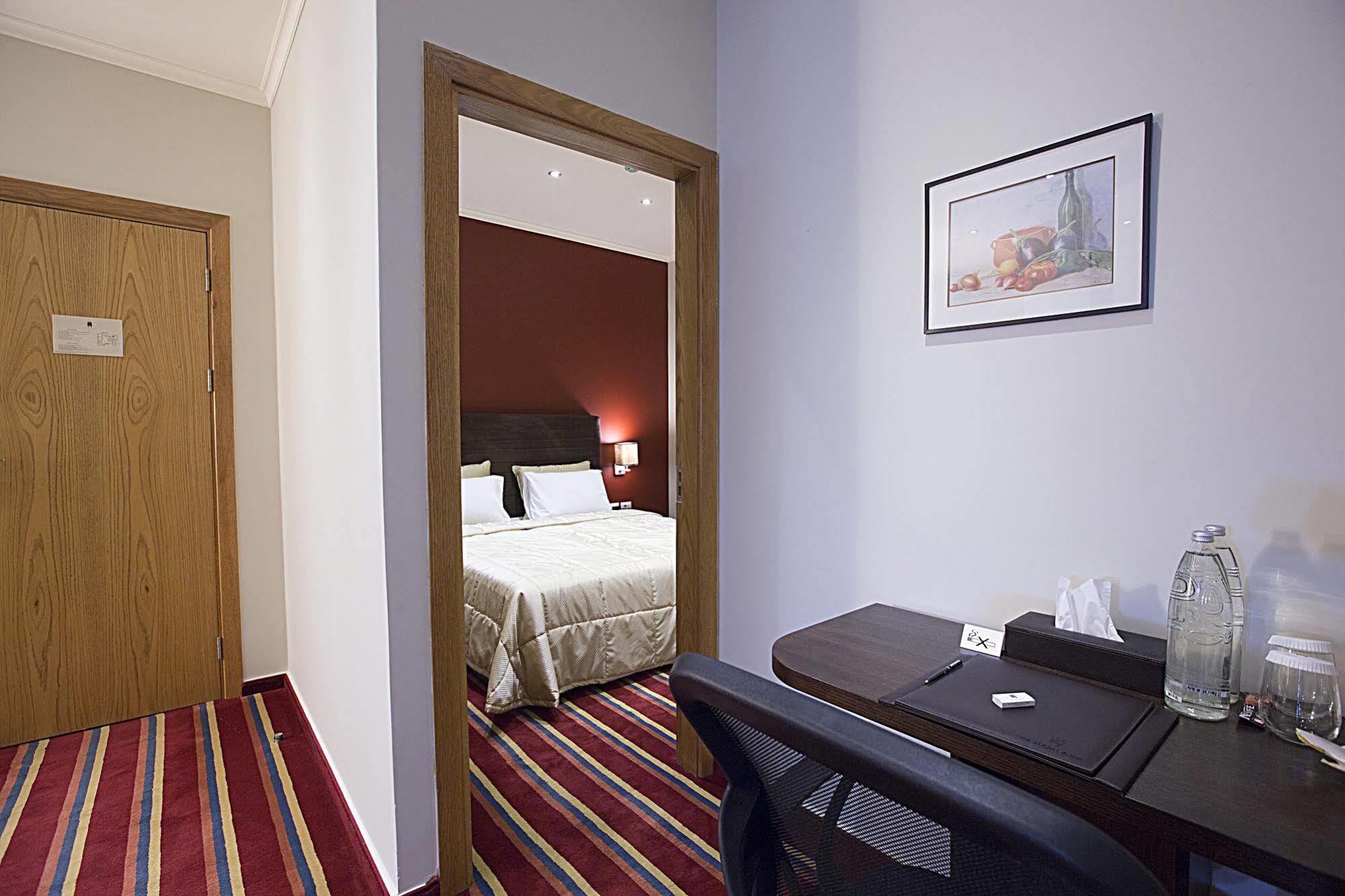 เดอะ เจ โฮเต็ล แอนด์ สปา Hotel เบรุต ภายนอก รูปภาพ