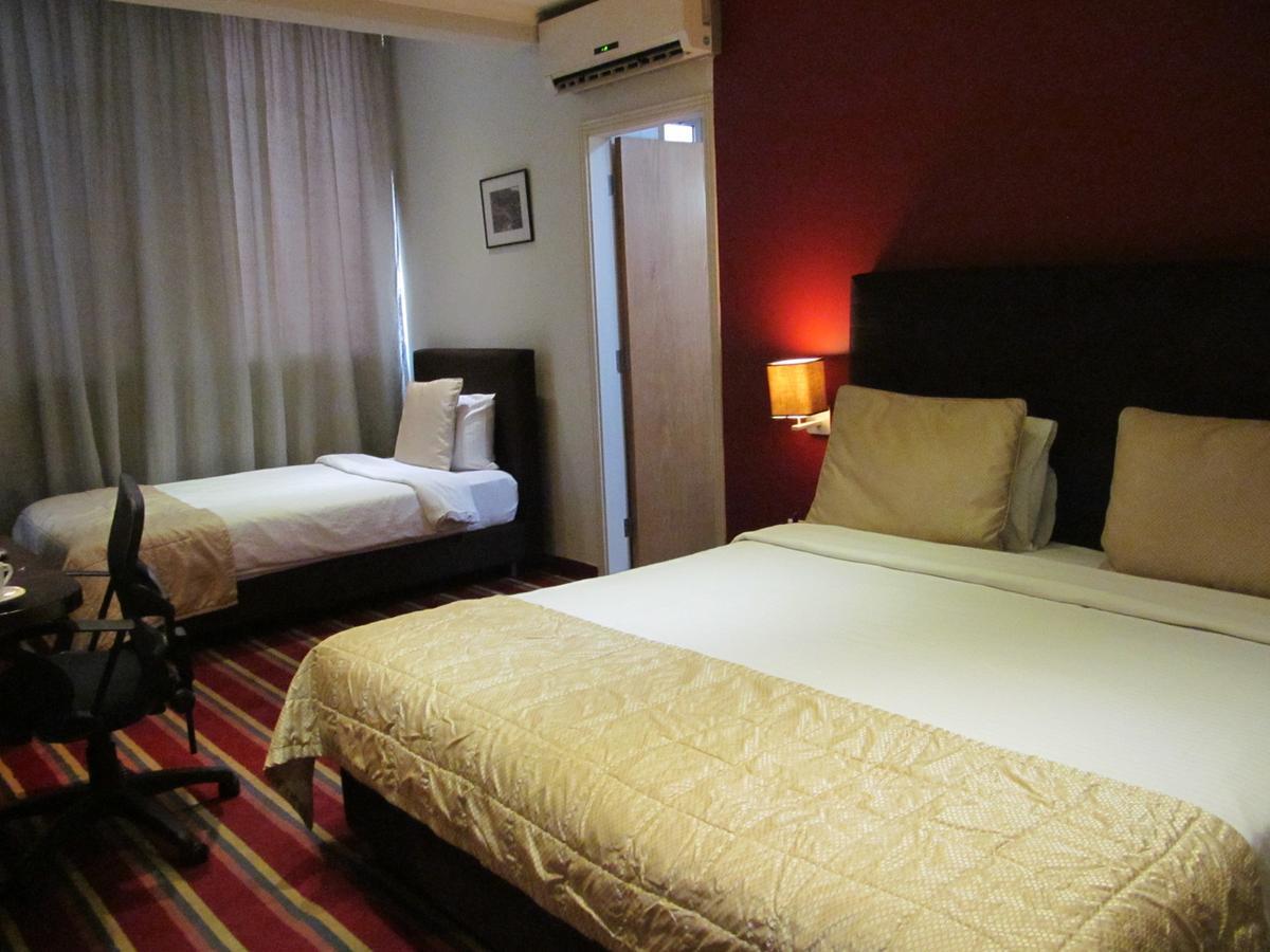 เดอะ เจ โฮเต็ล แอนด์ สปา Hotel เบรุต ภายนอก รูปภาพ