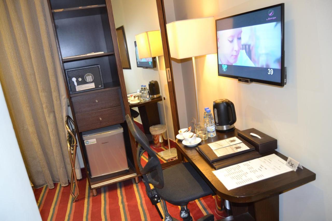 เดอะ เจ โฮเต็ล แอนด์ สปา Hotel เบรุต ภายนอก รูปภาพ