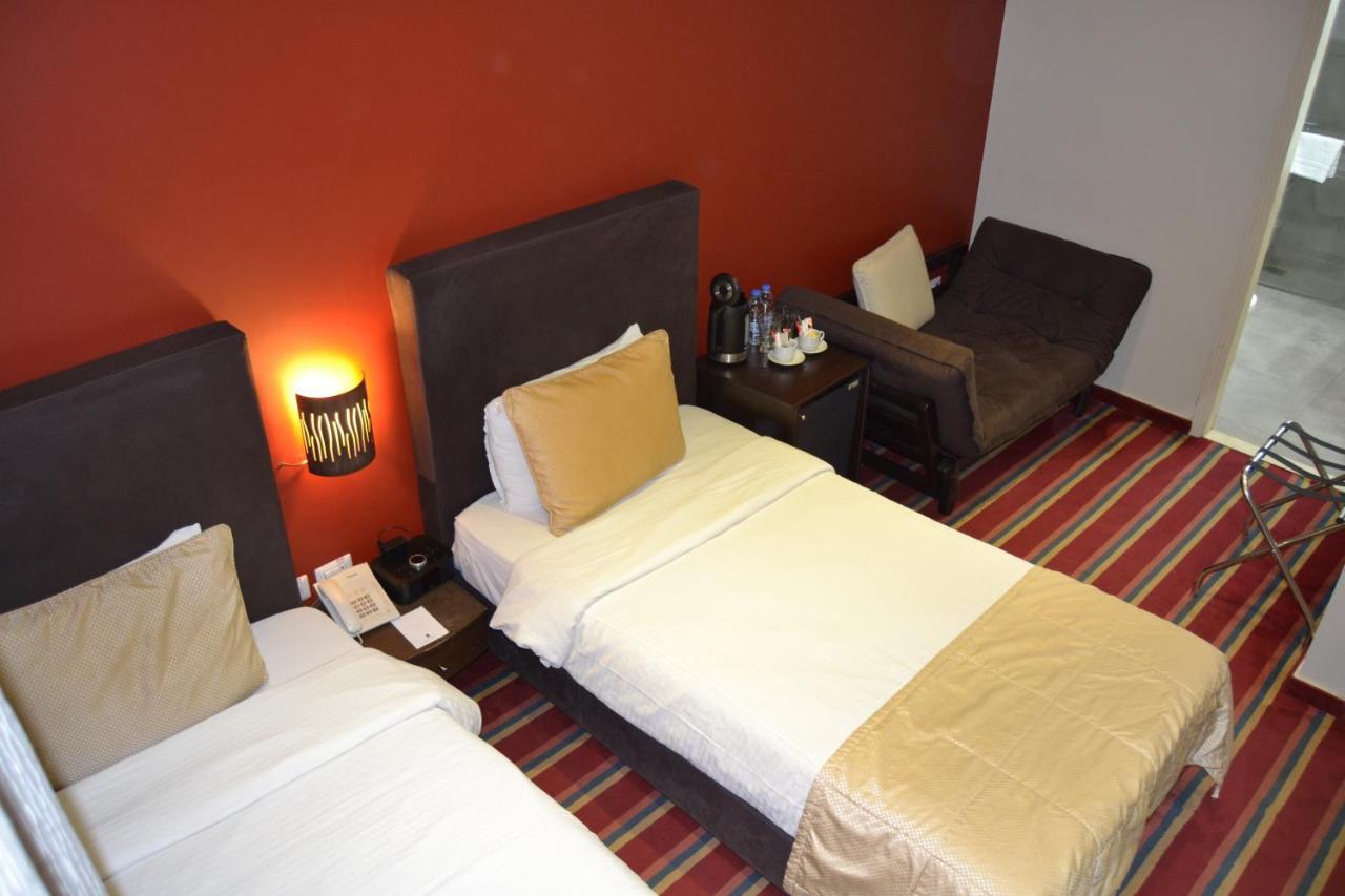 เดอะ เจ โฮเต็ล แอนด์ สปา Hotel เบรุต ภายนอก รูปภาพ