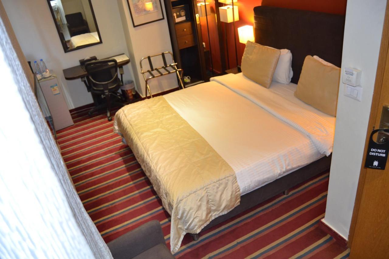 เดอะ เจ โฮเต็ล แอนด์ สปา Hotel เบรุต ภายนอก รูปภาพ