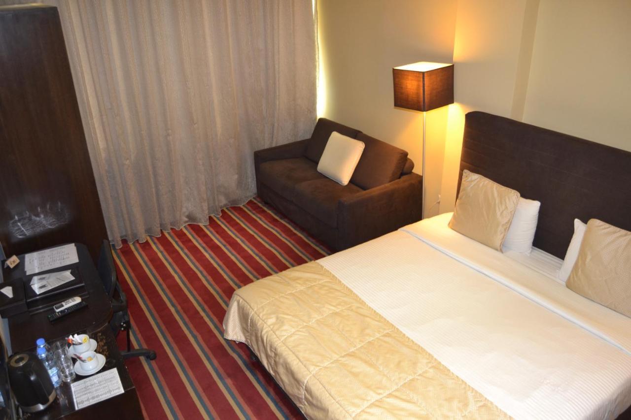 เดอะ เจ โฮเต็ล แอนด์ สปา Hotel เบรุต ภายนอก รูปภาพ